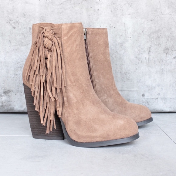 Very Volatile - Picture 4 of 4